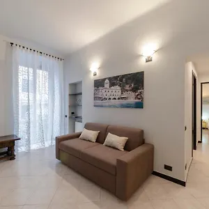  Appartamento Altido Modern Flat For 6 In The Heart Of Foce Italia